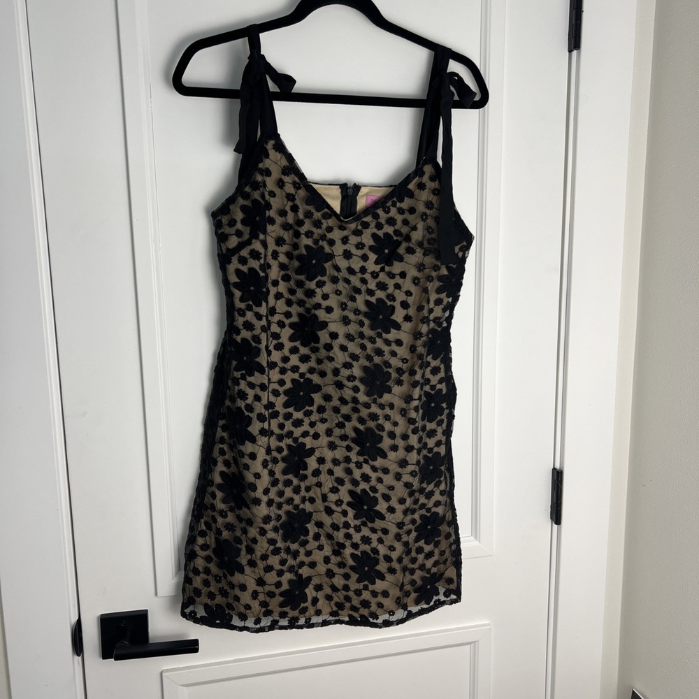 NWT Francesca's Collections Mini Dress Black Lace/cream Lining Tie Straps Zip - Picture 5 of 9